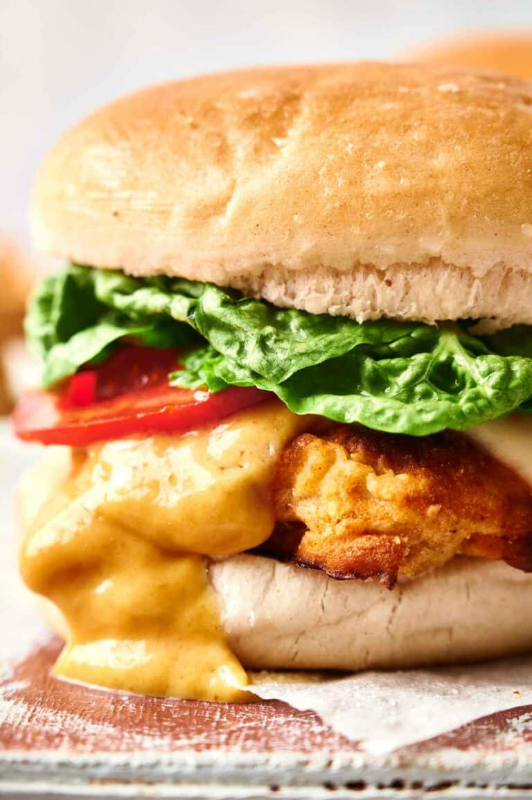 A delicious Chicken Zinger Burger.